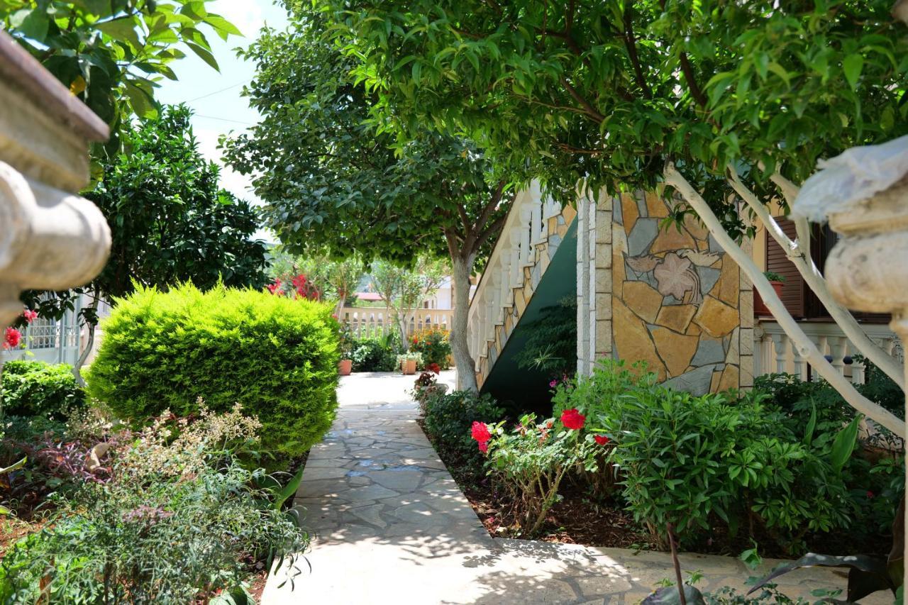 Garden Villa Dhesara Ksamil Extérieur photo